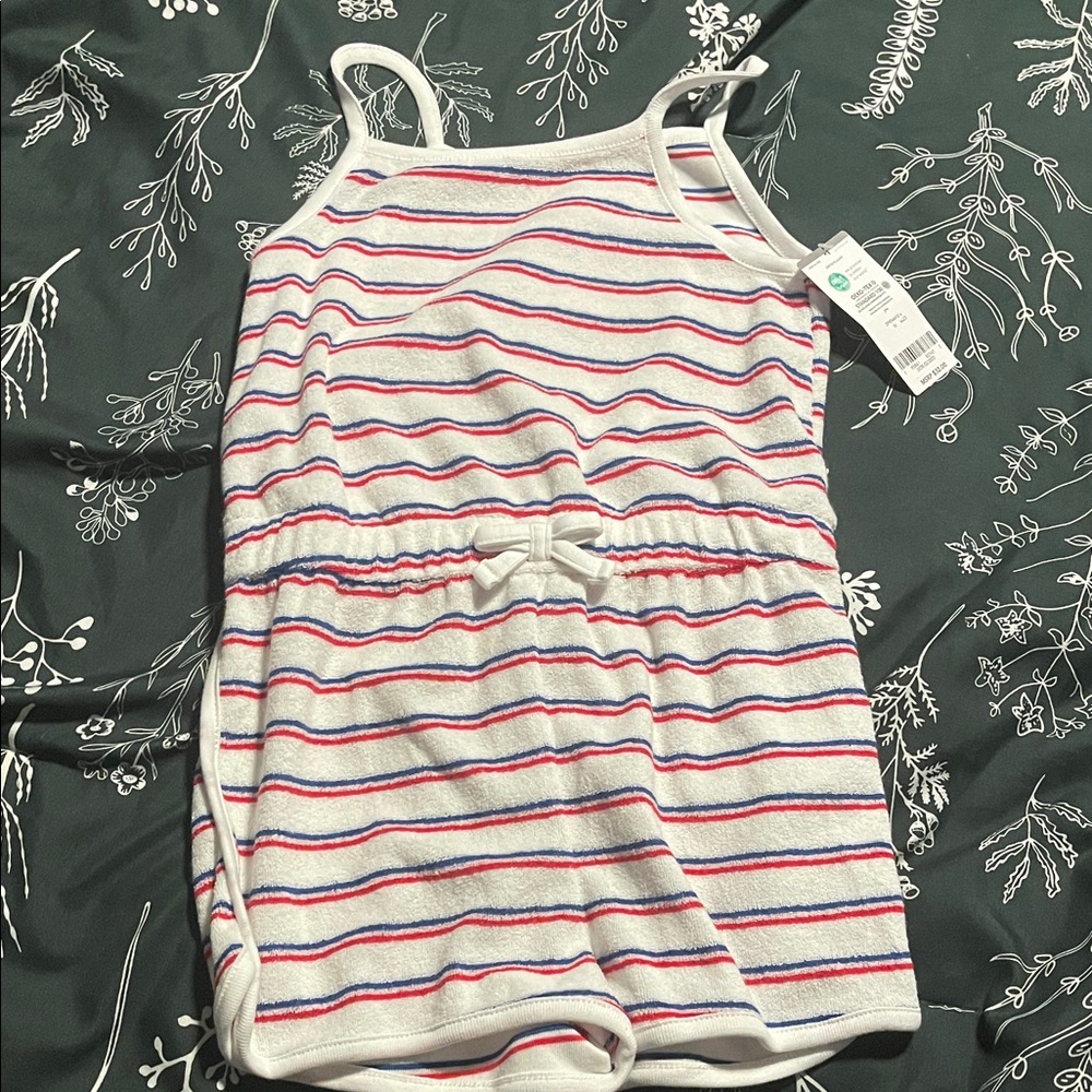 NWT. Carter's 5T terry cloth romper. Never worn!